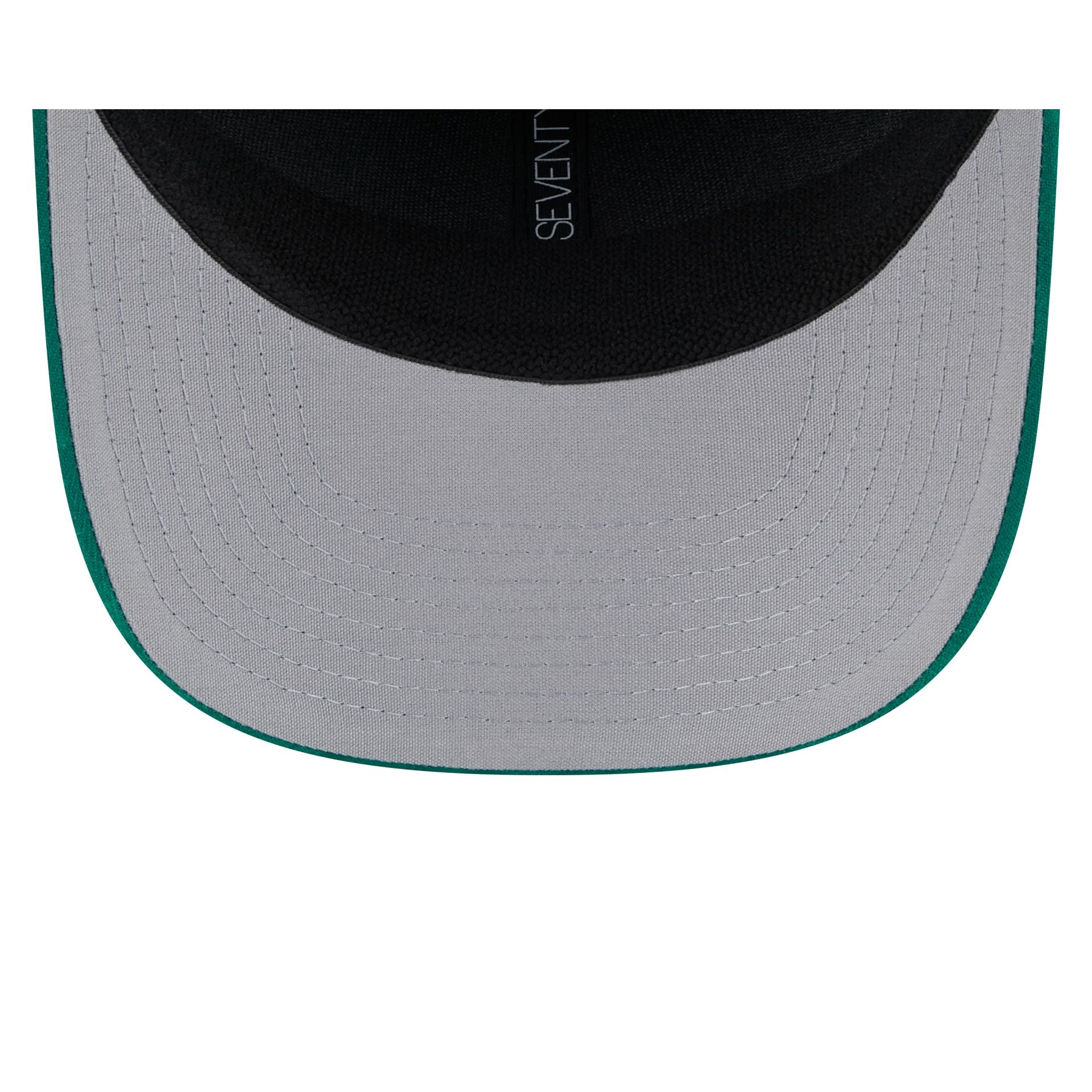Chicago Cubs St. Patrick's Day 2025 9SEVENTY Stretch-Snap Hat