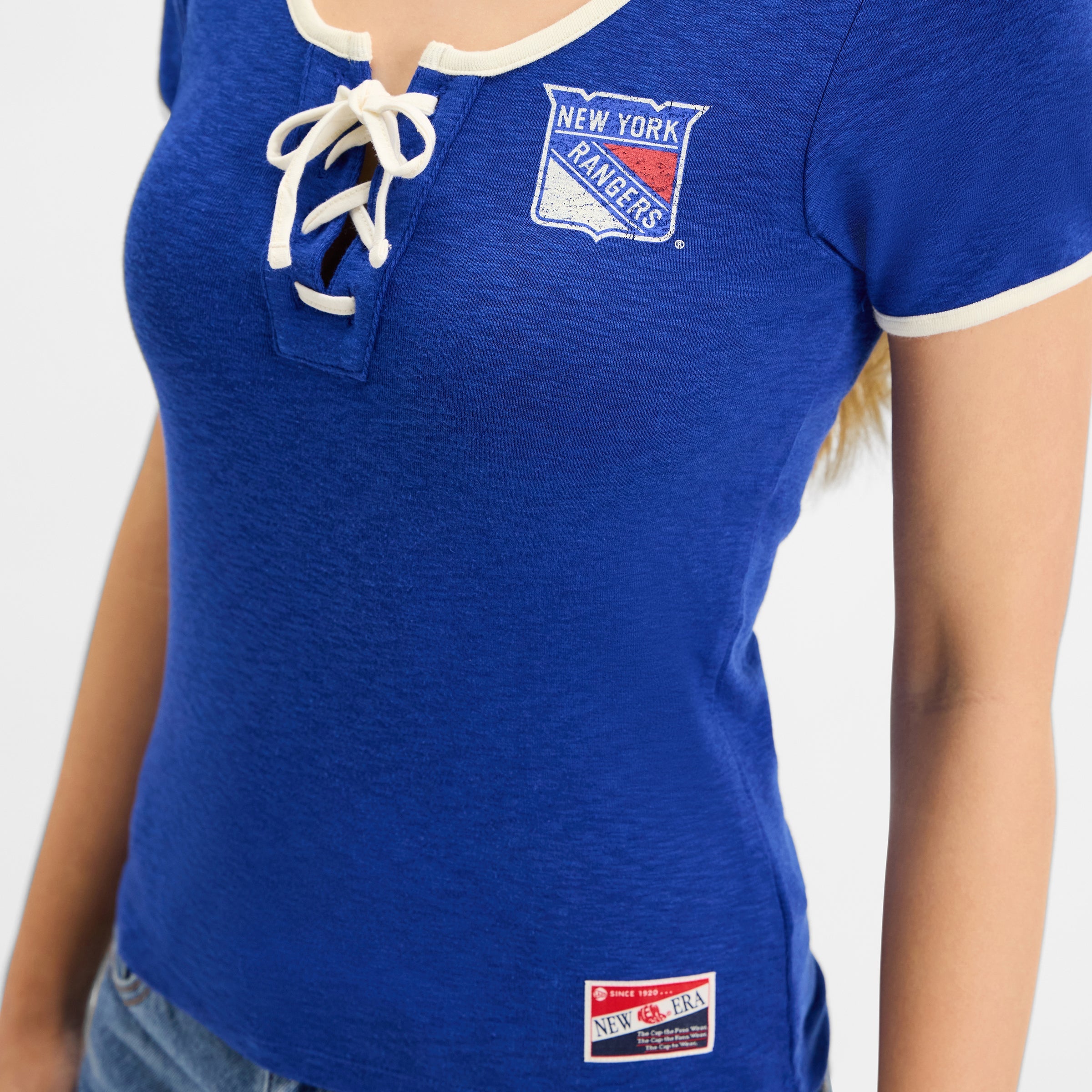 Buffalo Sabres Throwback Tie Women's T-Shirt