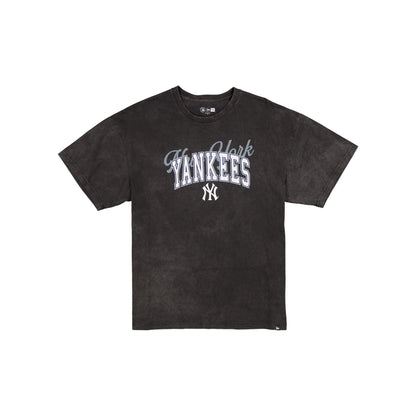New York Yankees Women's Oversized Washed Black T-Shirt
