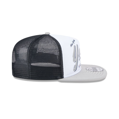 New York Yankees Retro Script 9FIFTY A-Frame Trucker Hat