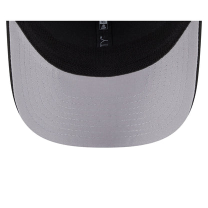 Boston Bruins Simple 9SEVENTY Trucker Hat
