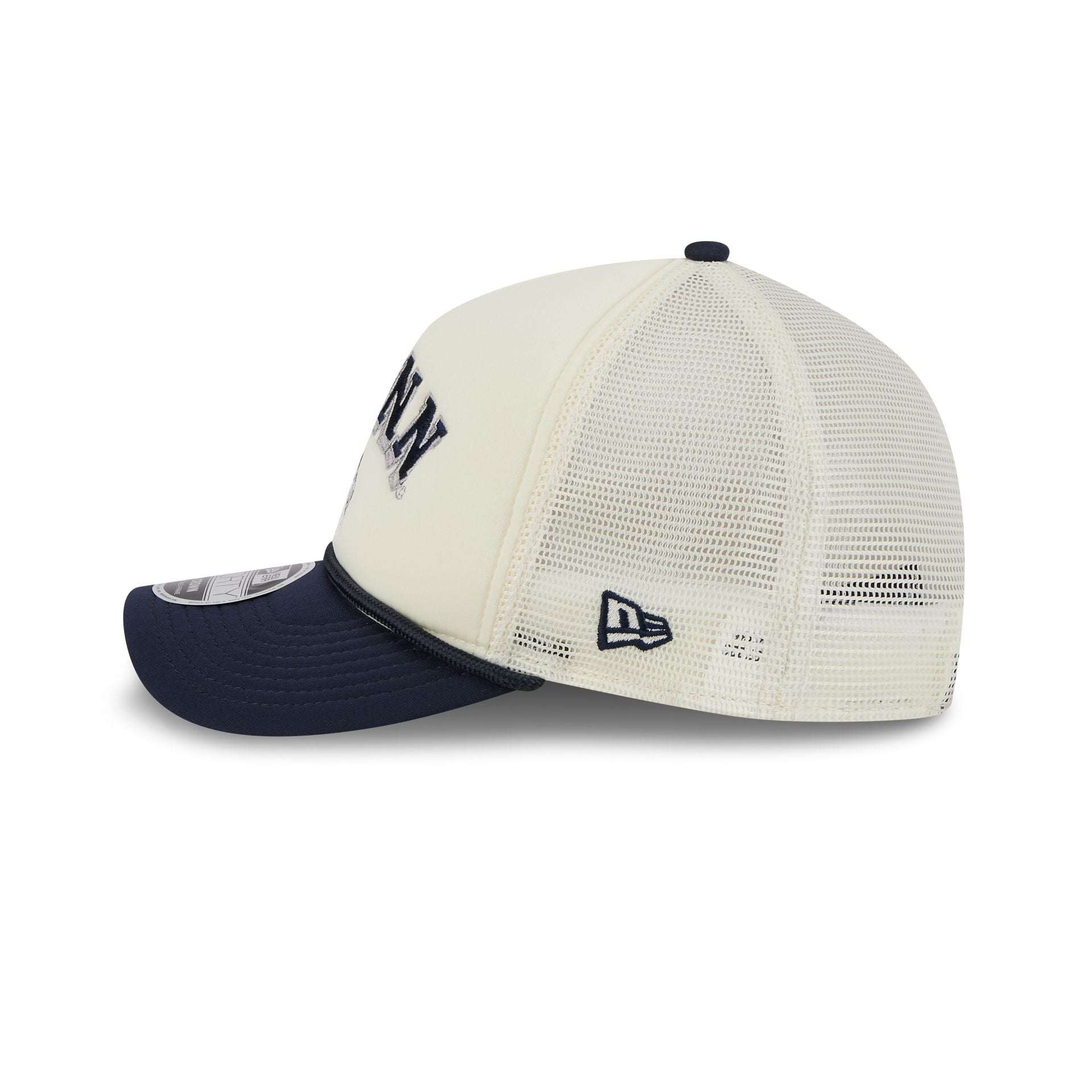 Connecticut Huskies Chrome Arch 9FORTY M-Crown A-Frame Trucker Hat